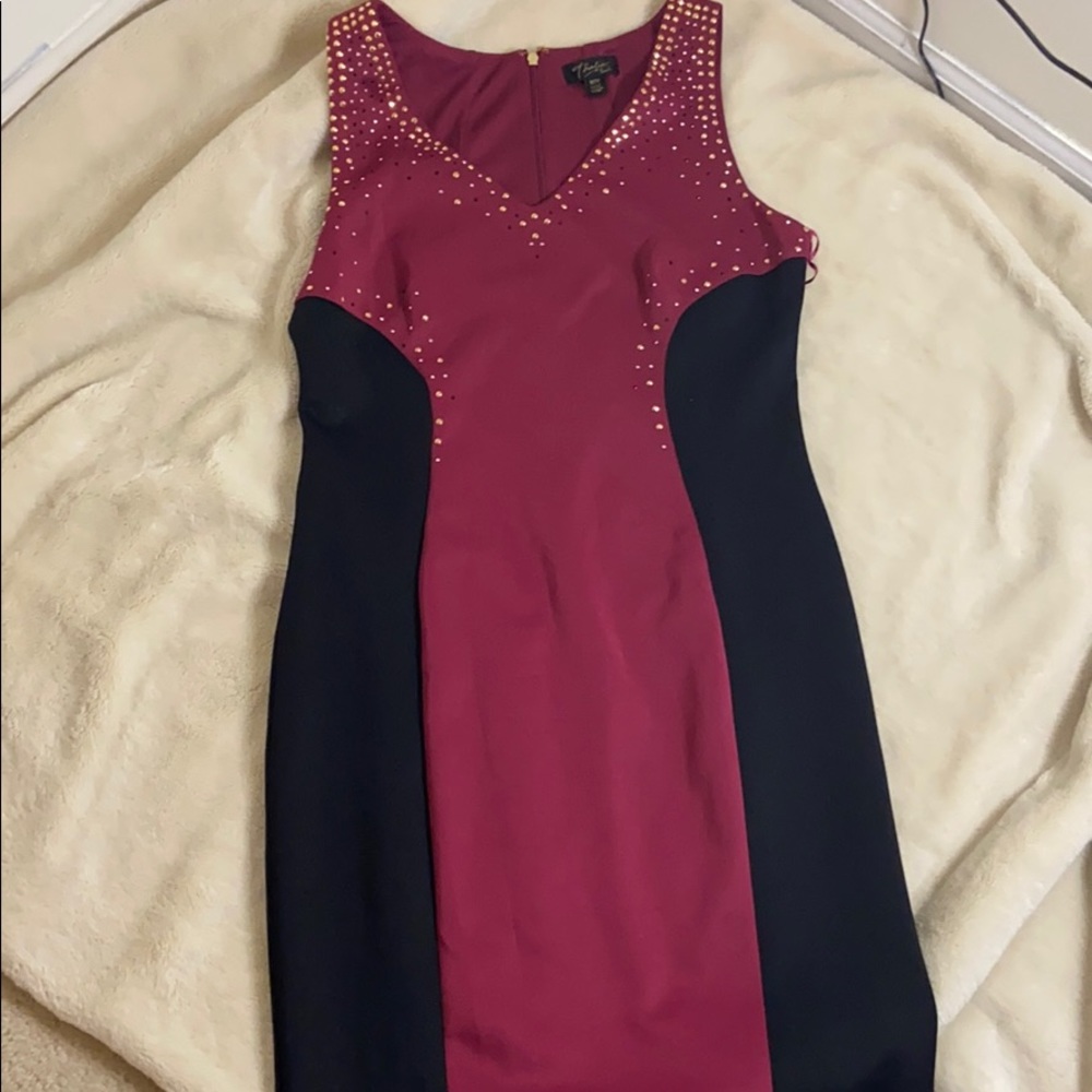 Dress - Picture 2 of 3